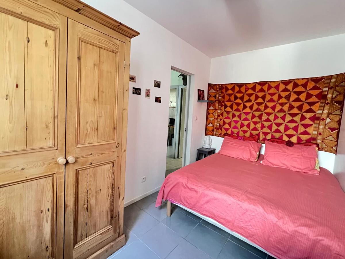 La Courette - T2 Plus Parking Gratuit Nimes Exterior photo